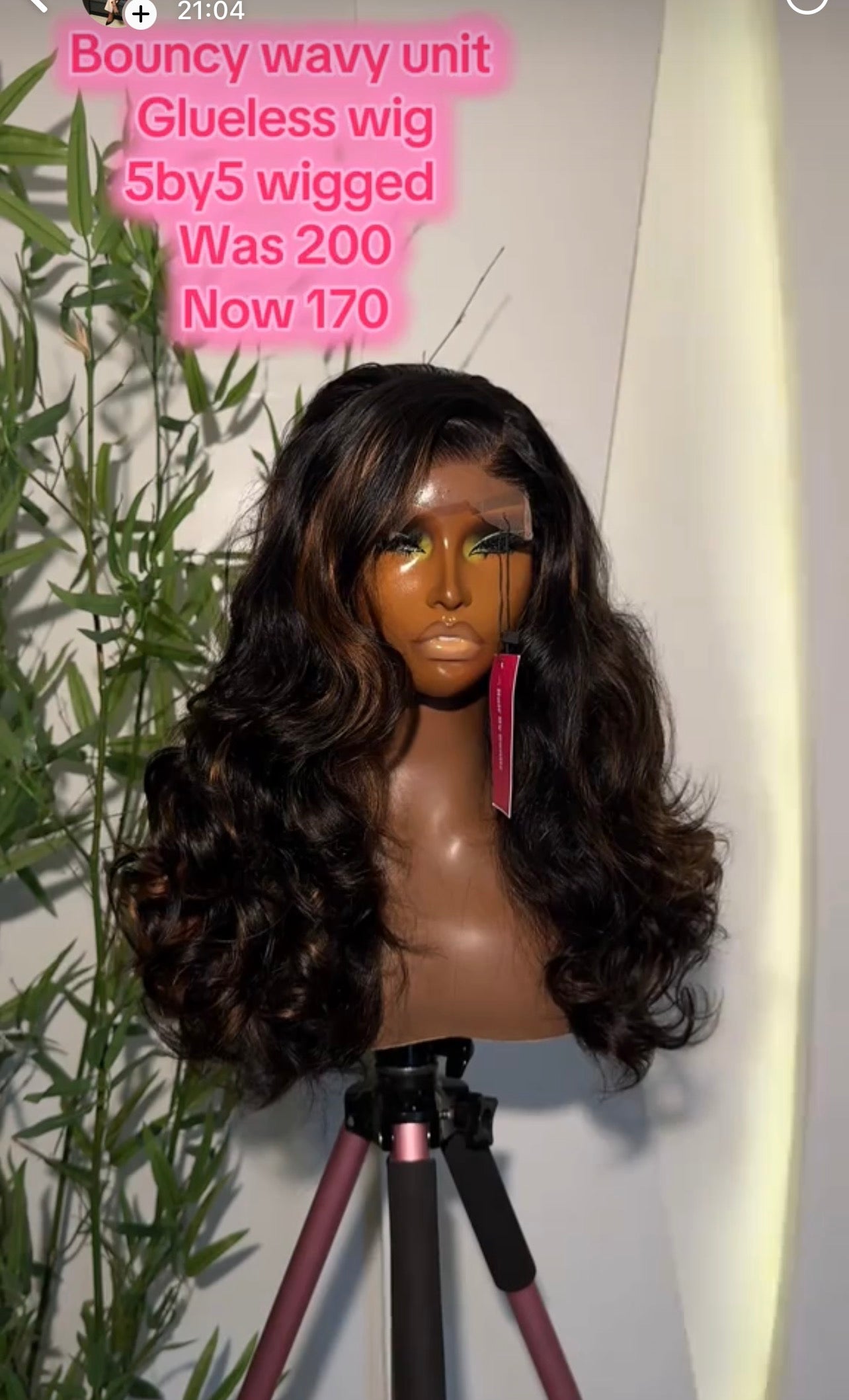 Bouncy wavy glueless wig