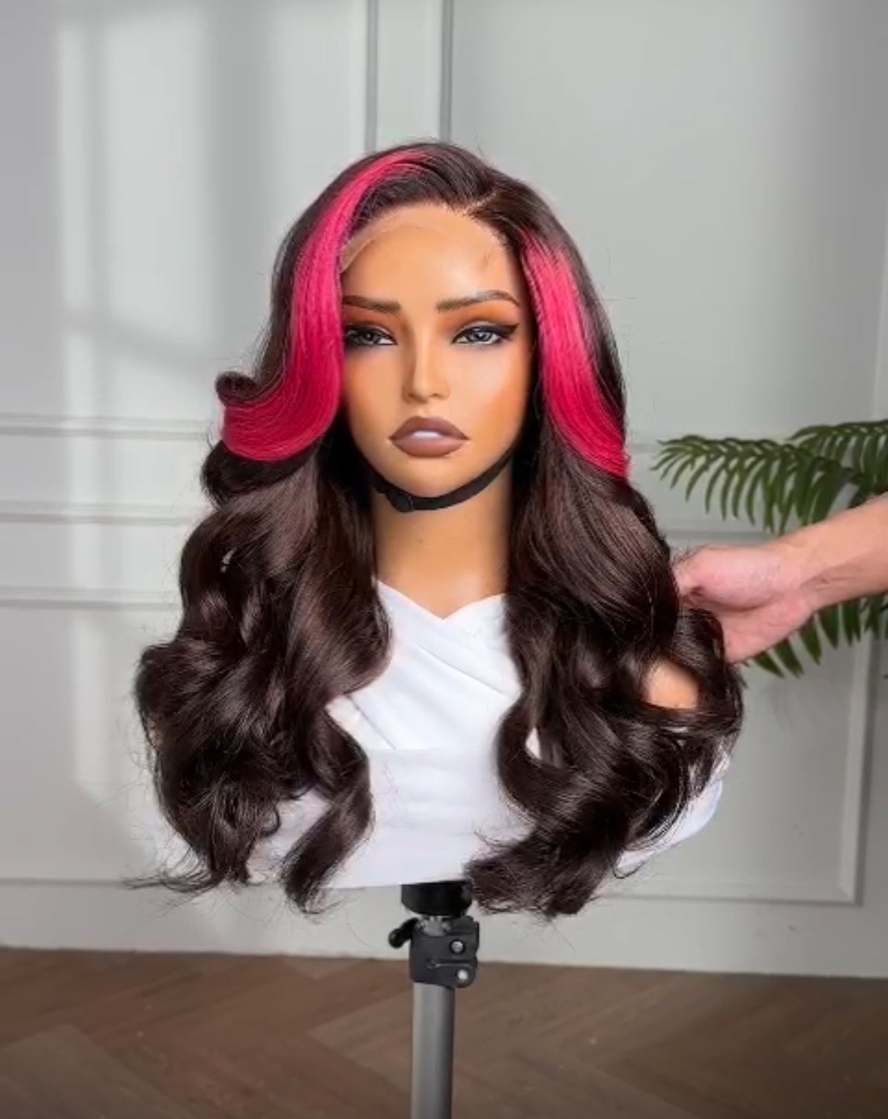 Raw bouncy pink highlights