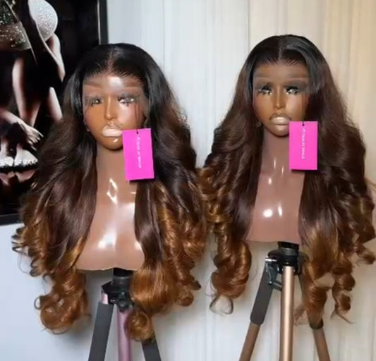Bouncy wig
